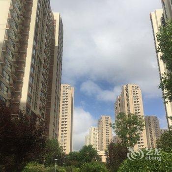 青岛过雨云公寓(金水路高架分店)酒店提供图片