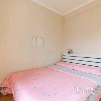 西安大雁塔大唐芙蓉园海洋馆观景三居室公寓酒店提供图片