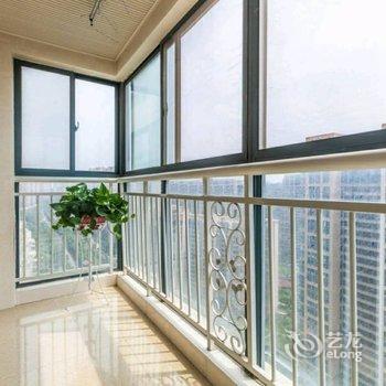 西安大雁塔大唐芙蓉园海洋馆观景三居室公寓酒店提供图片