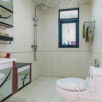 西安大雁塔大唐芙蓉园海洋馆观景三居室公寓酒店提供图片