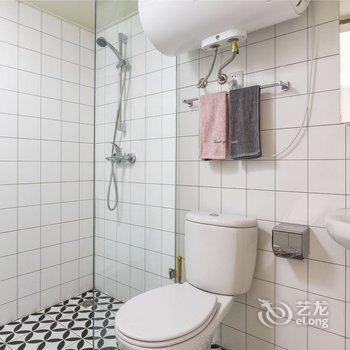 成都洛家公寓(全年红红木艺术馆分店)酒店提供图片