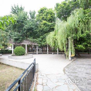 北京大象～CBD宅小妹之家公寓(武圣路分店)酒店提供图片