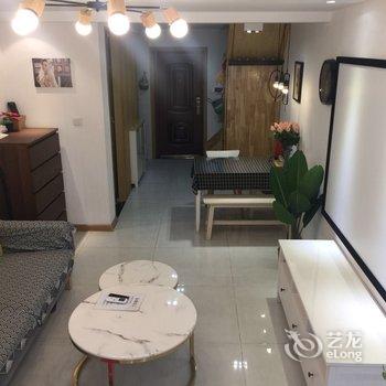 西安北欧宜家系LOFT住宅公寓酒店提供图片