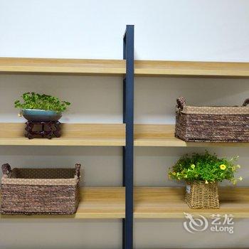 南宁环绕声的向日葵公寓酒店提供图片