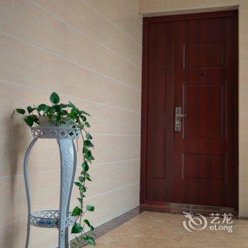 南宁环绕声的向日葵公寓酒店提供图片