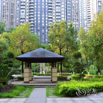 南宁环绕声的向日葵公寓酒店提供图片