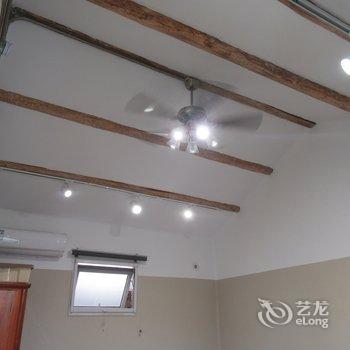 北京京舍特色民宿(大翔凤胡同分店)酒店提供图片