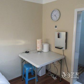 北京京舍特色民宿(大翔凤胡同分店)酒店提供图片