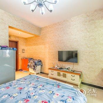 重庆不会游泳的鱼公寓(汉渝路分店)酒店提供图片