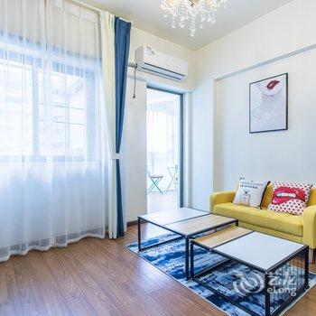 成都玖屋民舍小娴同学客栈(玻璃植物园分店)酒店提供图片