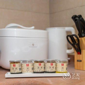 广州路客BH0100精品民宿酒店提供图片