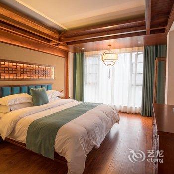 溪畔女儿家客栈(张家界千古情店)酒店提供图片