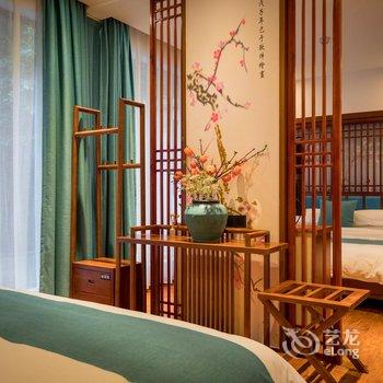 溪畔女儿家客栈(张家界千古情店)酒店提供图片