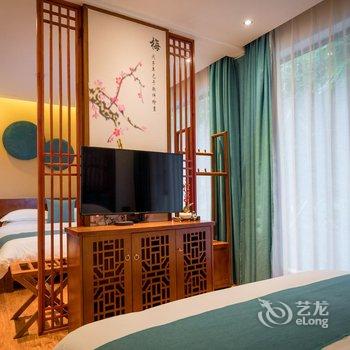 溪畔女儿家客栈(张家界千古情店)酒店提供图片