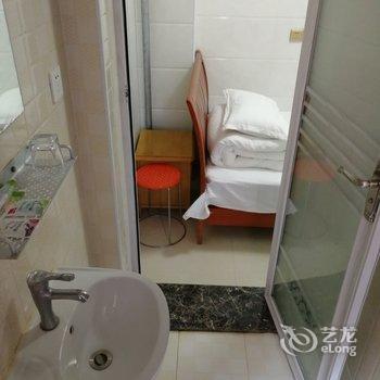 南昌皇庭商务酒店(怀玉山大道地铁站店)酒店提供图片