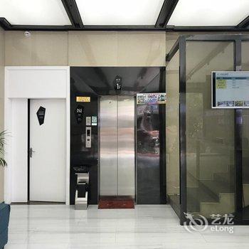 隆林成飞精品酒店酒店提供图片
