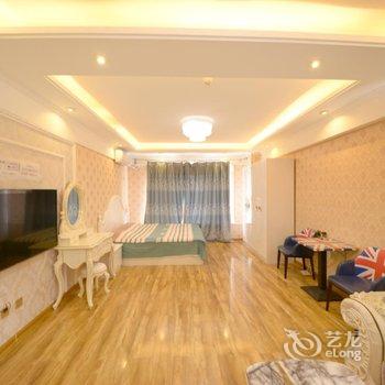 哈尔滨贵族家公寓(红场美术馆分店)酒店提供图片