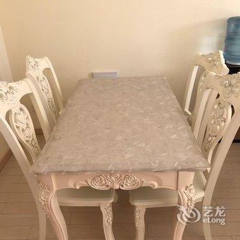青岛李小蒙公寓酒店提供图片
