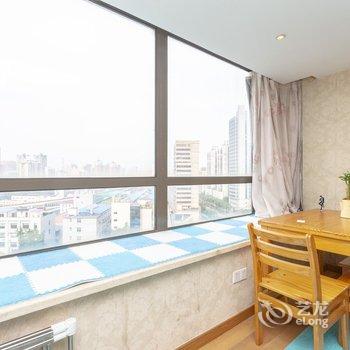 丽飞民宿(上海光复路店)酒店提供图片