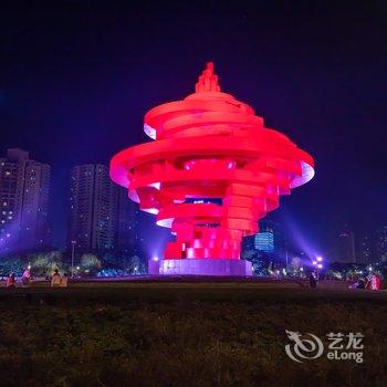 青岛五四广场奥帆中心公寓(南京路分店)酒店提供图片