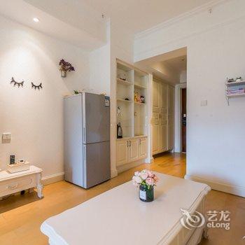 西安26℃公寓(岳家寨南(曲江街办)分店)酒店提供图片
