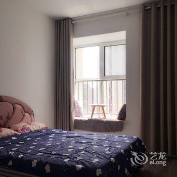 青岛过雨云公寓(金水路高架分店)酒店提供图片