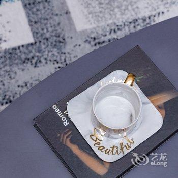 重庆Locals路客·重庆南岸A25舍公寓(迪咔乐儿童乐园分店)酒店提供图片