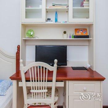 青岛13853239003特色民宿(船厂路北分店)酒店提供图片