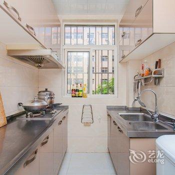 青岛13853239003特色民宿(船厂路北分店)酒店提供图片