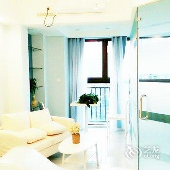 重庆巴黎的春天公寓(兴胜路分店)酒店提供图片