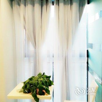 重庆巴黎的春天公寓(兴胜路分店)酒店提供图片