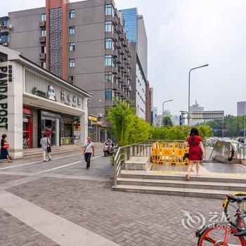 成都五公里小姐公寓(平安桥天主教堂分店)酒店提供图片