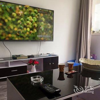 青岛过雨云公寓(金水路高架分店)酒店提供图片