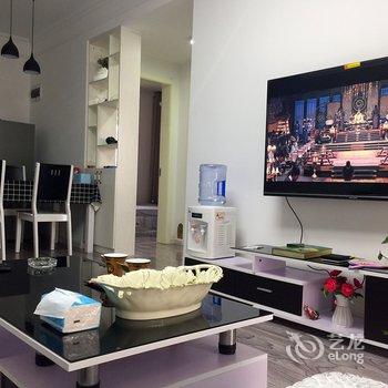 青岛过雨云公寓(金水路高架分店)酒店提供图片