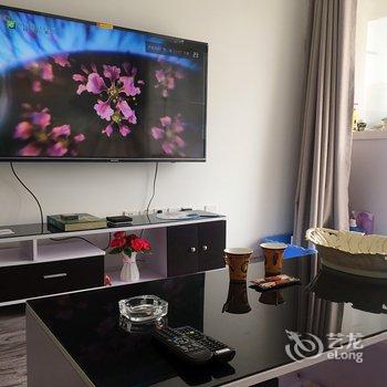 青岛过雨云公寓(金水路高架分店)酒店提供图片