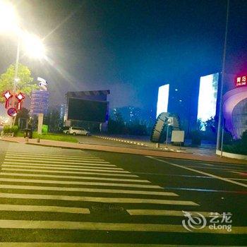 青岛朝起幕落公寓酒店提供图片