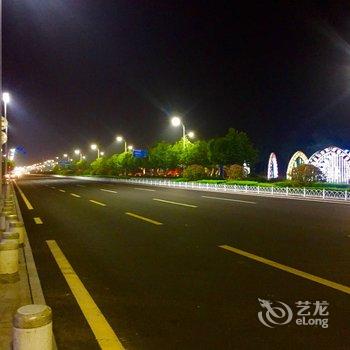 青岛朝起幕落公寓酒店提供图片