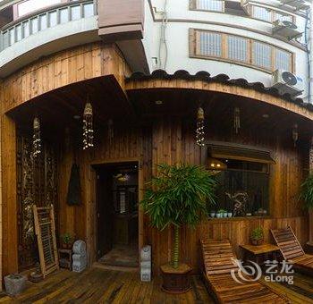 紫薇小驻民宿(重庆奥陶纪黑山谷店)酒店提供图片