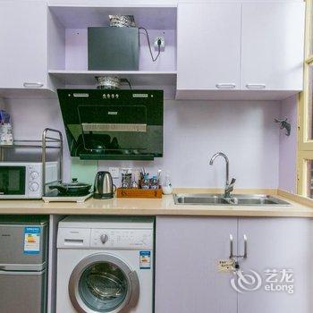 上海外滩边的英式老房带阳台Loft旅行家复式酒店提供图片