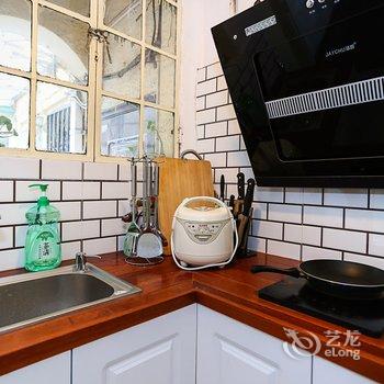 小鱼家公寓(上海安亭路店)酒店提供图片