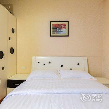 重庆宇馨酒店公寓(解放碑洪崖洞店)酒店提供图片