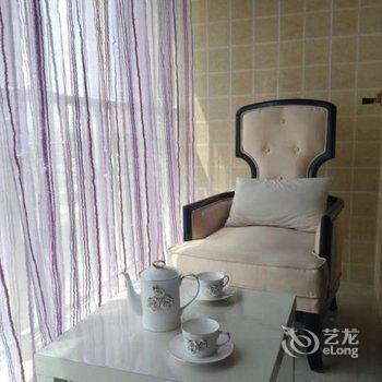 西安彩虹的鸿公寓(潘家村分店)酒店提供图片