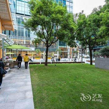 上海弹小鬼特色民宿酒店提供图片