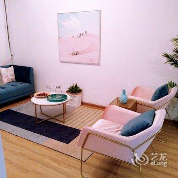 重庆TTO·叁贰壹公寓(7号店)酒店提供图片