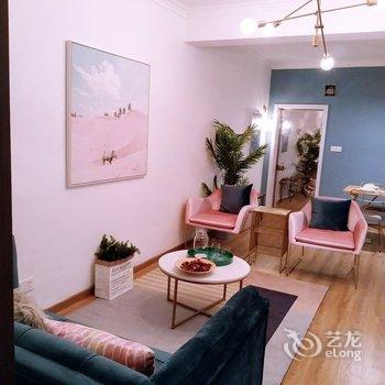 重庆TTO·叁贰壹公寓(7号店)酒店提供图片