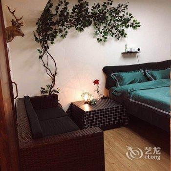 重庆vincyxiong公寓酒店提供图片