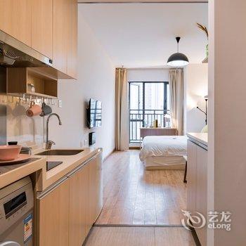 重庆麦子影院式公寓(红石路与维礼路交叉口分店)酒店提供图片