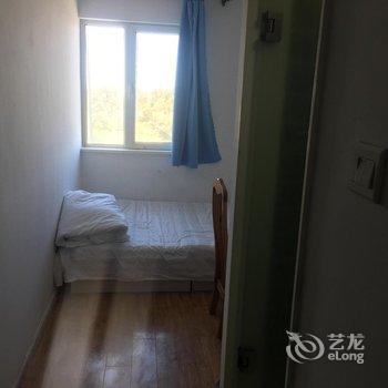 北京老四竭诚为您服务公寓(中路北一路口分店)酒店提供图片