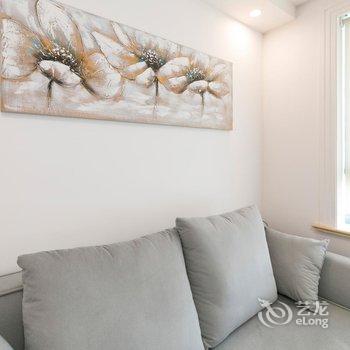 上海长寿路达安花园北欧简洁风格公寓酒店提供图片