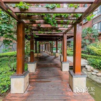 西安大雁塔南稍门市中心地铁旁公寓(永宁村分店)酒店提供图片